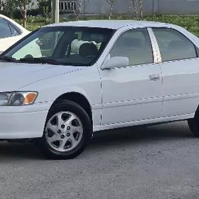 Toyota Camry 2000