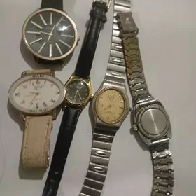 механические часы и кварцевые