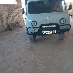 UAZ Profi 1999
