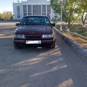 Opel Vectra 1992