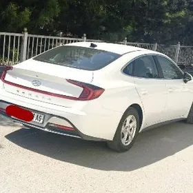 Hyundai Sonata 2021