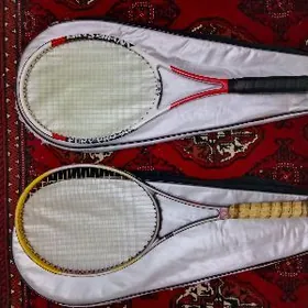 теннисная ракетка