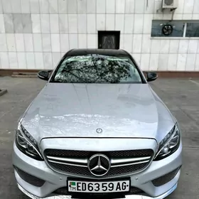 Mercedes-Benz C300 2015