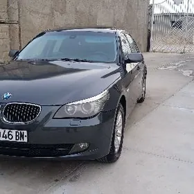 BMW E60 2005