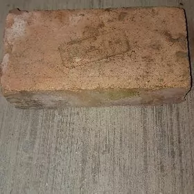 Ogneuporny Kerpiç 10 manat