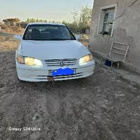 Toyota Camry 1997