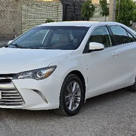 Toyota Camry 2015
