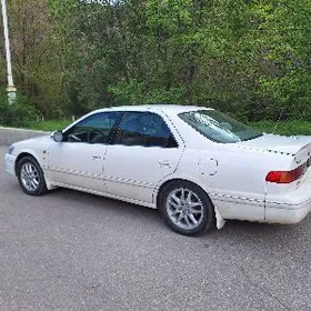 Toyota Camry 2001
