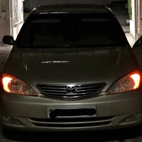 Camry Fara2004