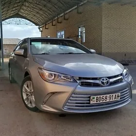 Toyota Camry 2017