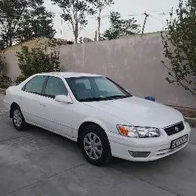 Toyota Camry 2001