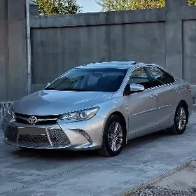 Toyota Camry 2016