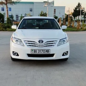 Toyota Camry 2010