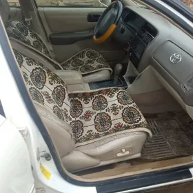 Toyota Avalon 1998