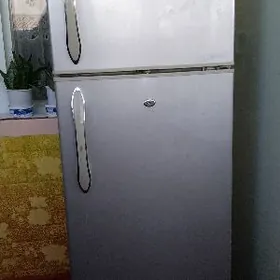 Продается холодильник