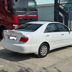Toyota Camry 2005