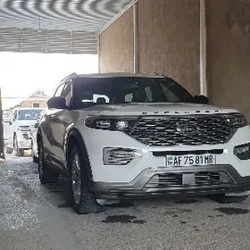Ford Explorer 2022
