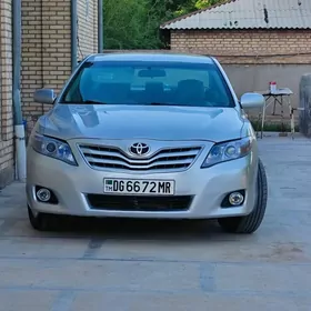 Toyota Camry 2010