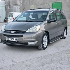 Toyota Sienna 2005