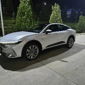 Toyota Crown 2023
