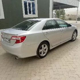 Toyota Camry 2013