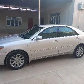 Toyota Camry 2003