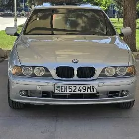 BMW E39 2001