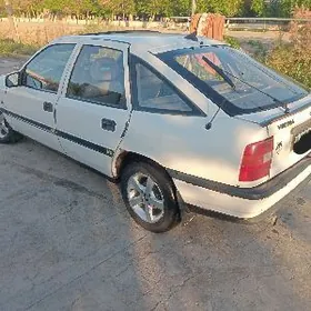 Opel Vectra 1990