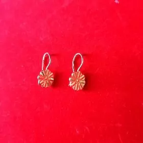 gyzyl gulak halka gadym