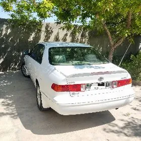 Toyota Camry 2000