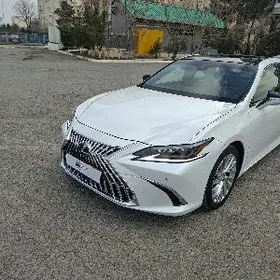 Lexus ES 350 2019