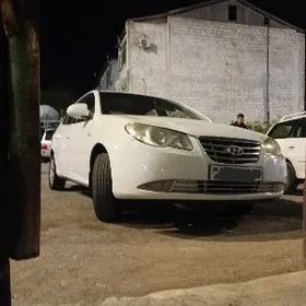 Hyundai Elantra 2010