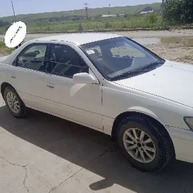 Toyota Camry 2000