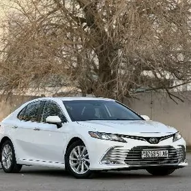 Toyota Camry 2022