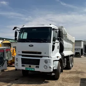 Ford Cargo 3535D 2014