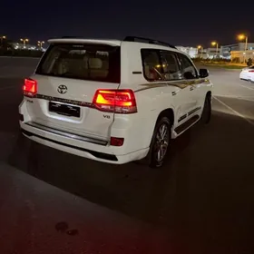 Toyota Land Cruiser 2010