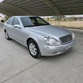 Mercedes-Benz E500 2002