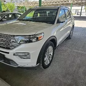 Ford Explorer 2021