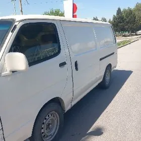 Toyota Hiace 2001