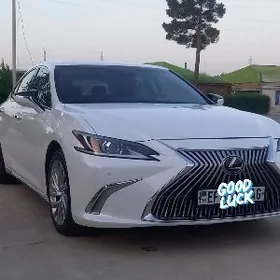Lexus ES 350 2020