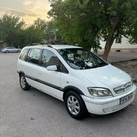 Opel Zafira 2004