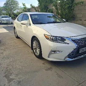 Lexus ES 350 2016