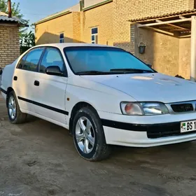 Toyota Carina 1995