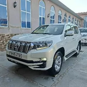 Toyota Land Cruiser Prado 2023