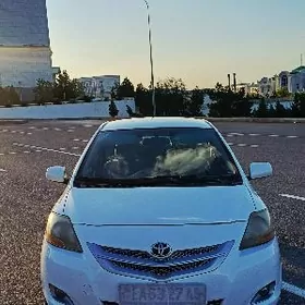 Toyota Yaris 2009