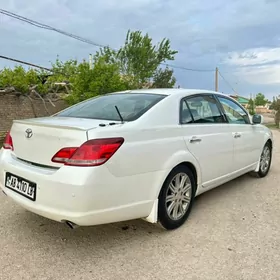 Toyota Avalon 2005