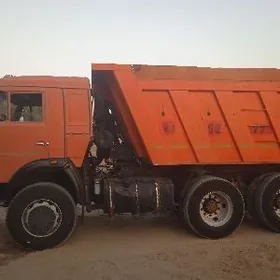 Kamaz 6520 2009