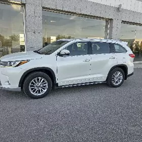 Toyota Highlander 2017