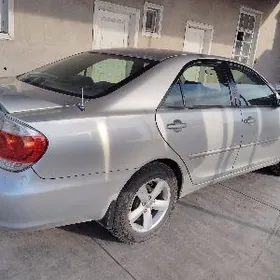 Toyota Camry 2005