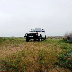 Lada Niva 2010